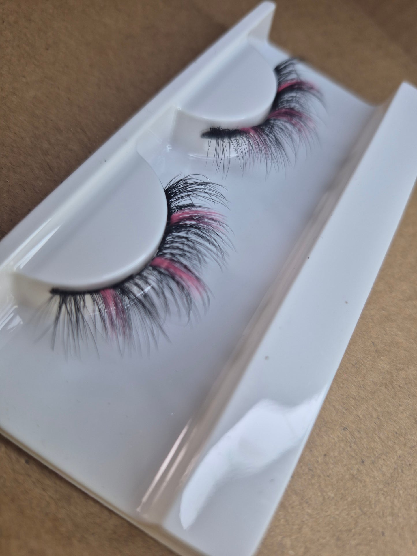 Pretty Energy eyelash