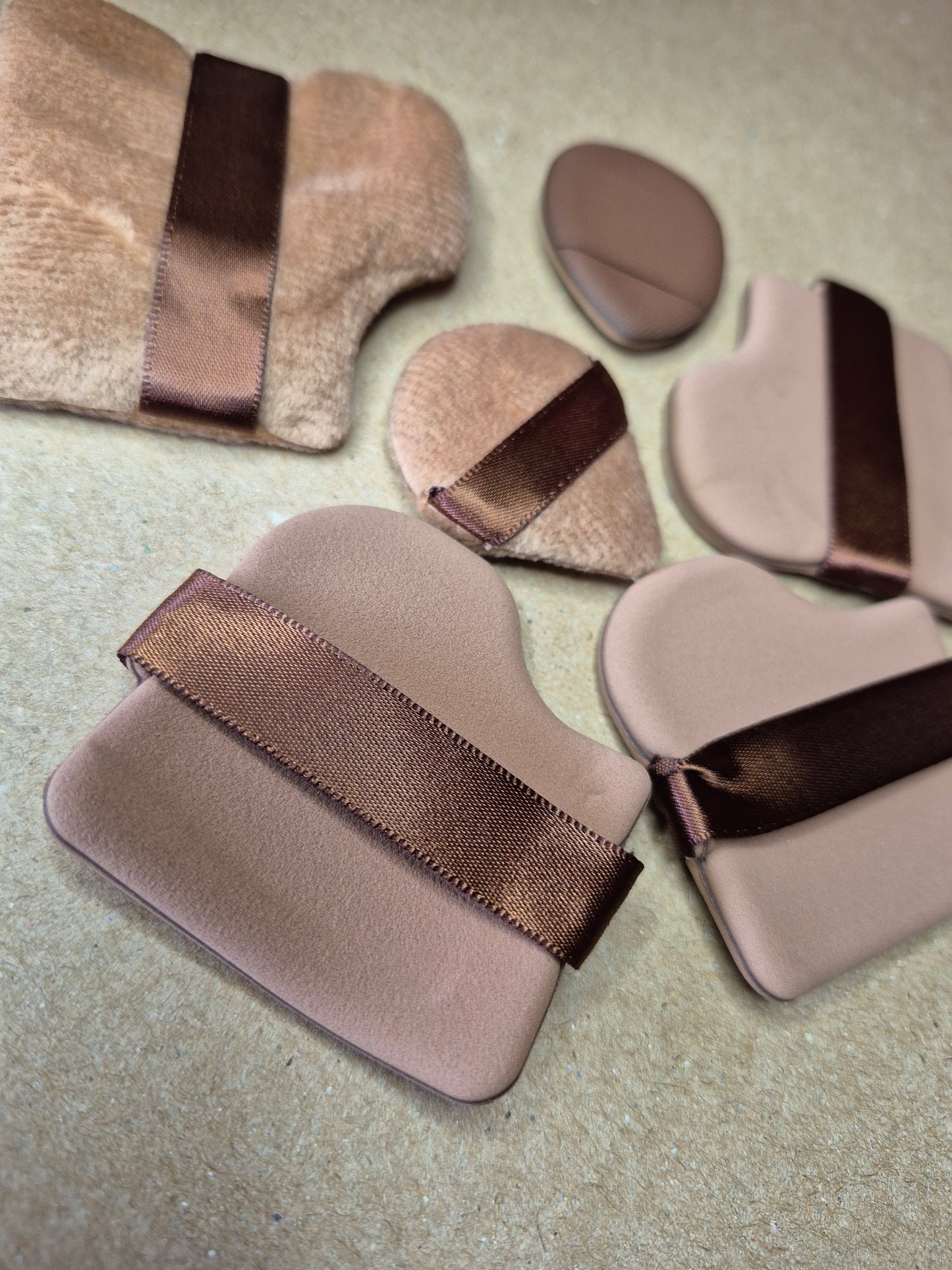 6 Pieces Brown Puff set