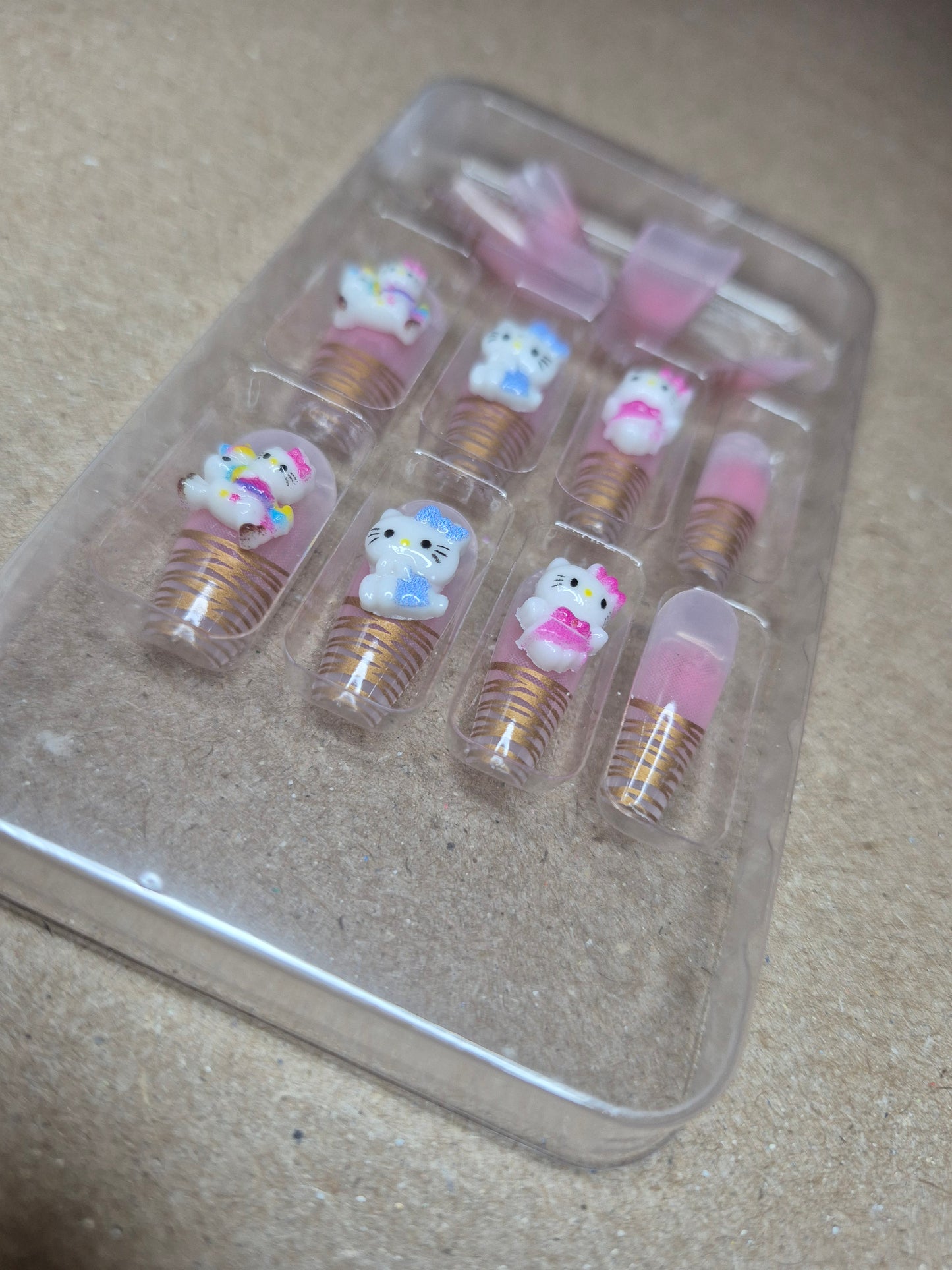 Hk Press on nails