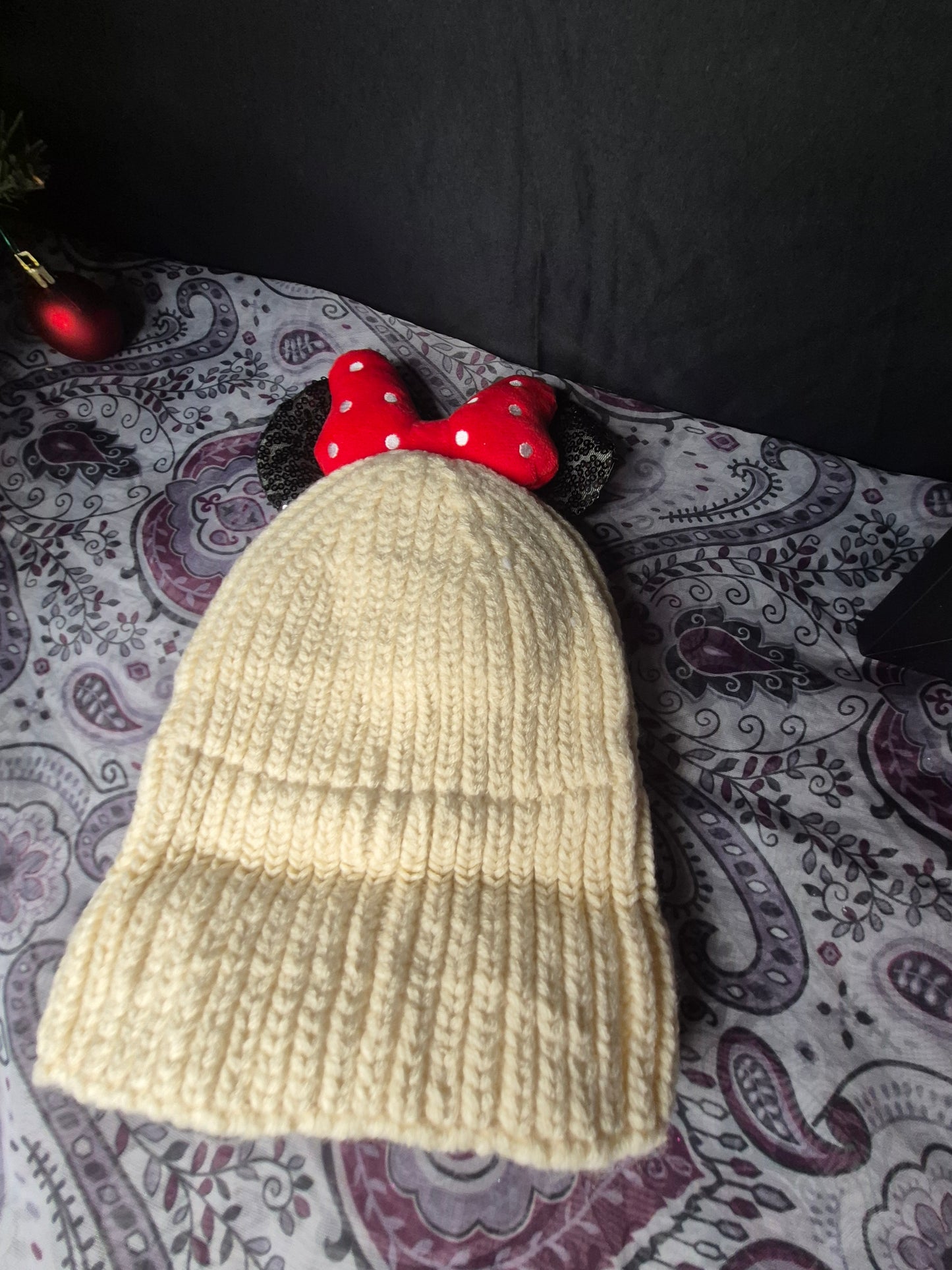 Red bow beanies kids/adult