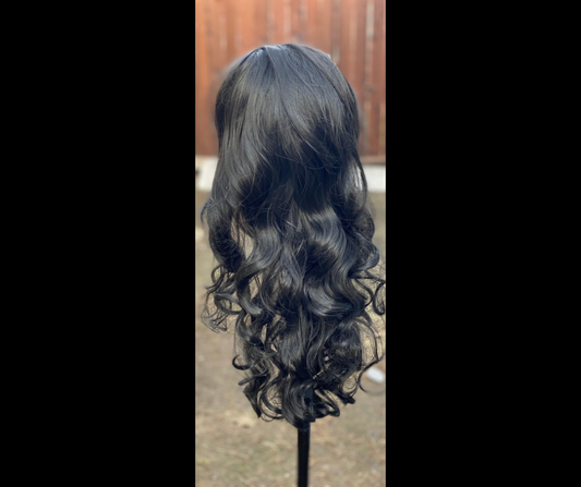 Blakura 26 inch Wig synthetic Blend