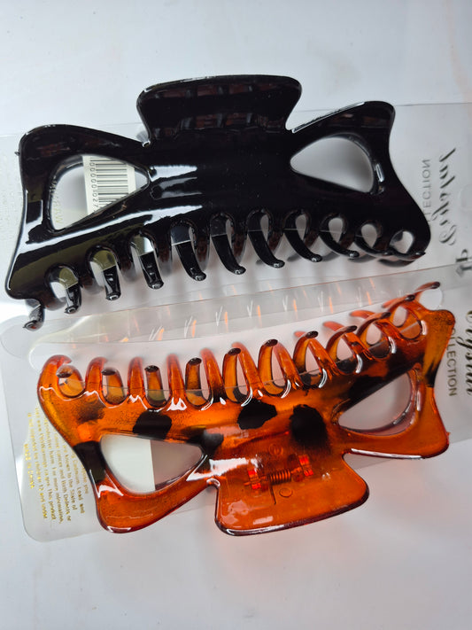 Large plastic hair clip