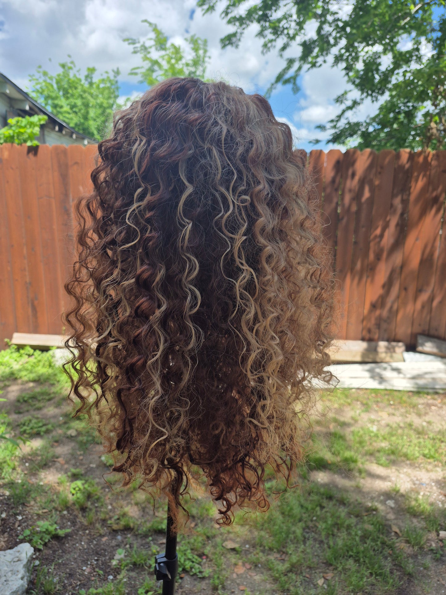 Jane Curly Wig