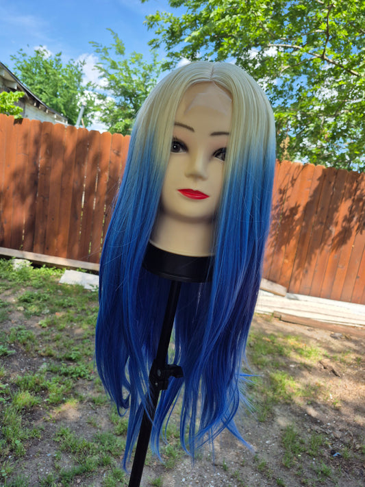 Inverna Wig Blonde to blue
