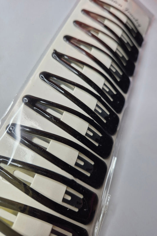 Simple black hair clip set
